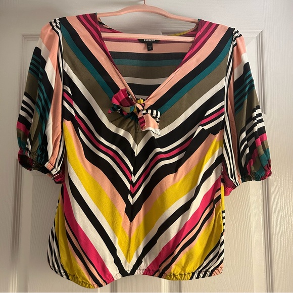 Express Multicolor Top - Picture 3 of 6